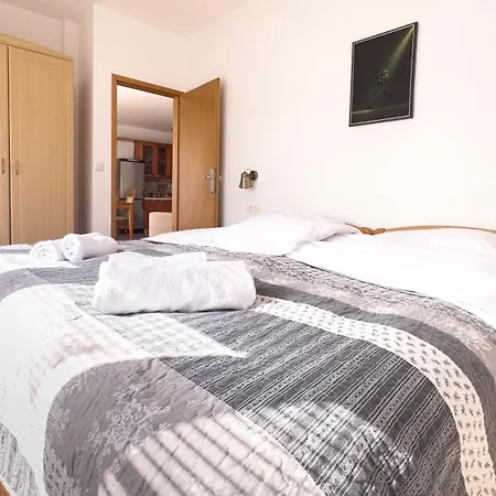 Apartments Antonio Tisno Exterior photo