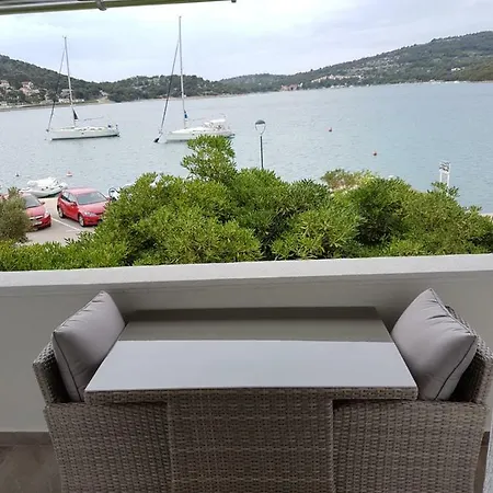 Apartments Antonio Tisno Exterior photo