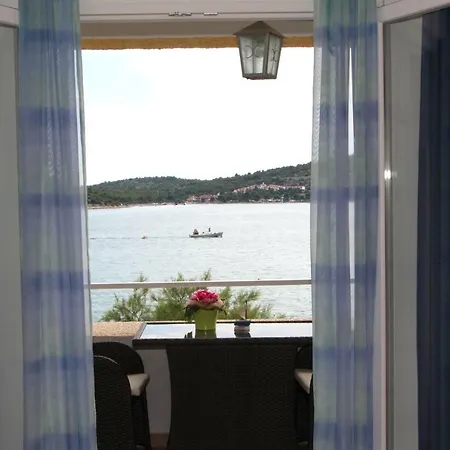 Apartments Antonio Tisno Exterior photo