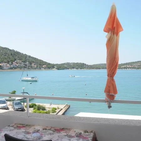 Apartments Antonio Tisno Exterior photo