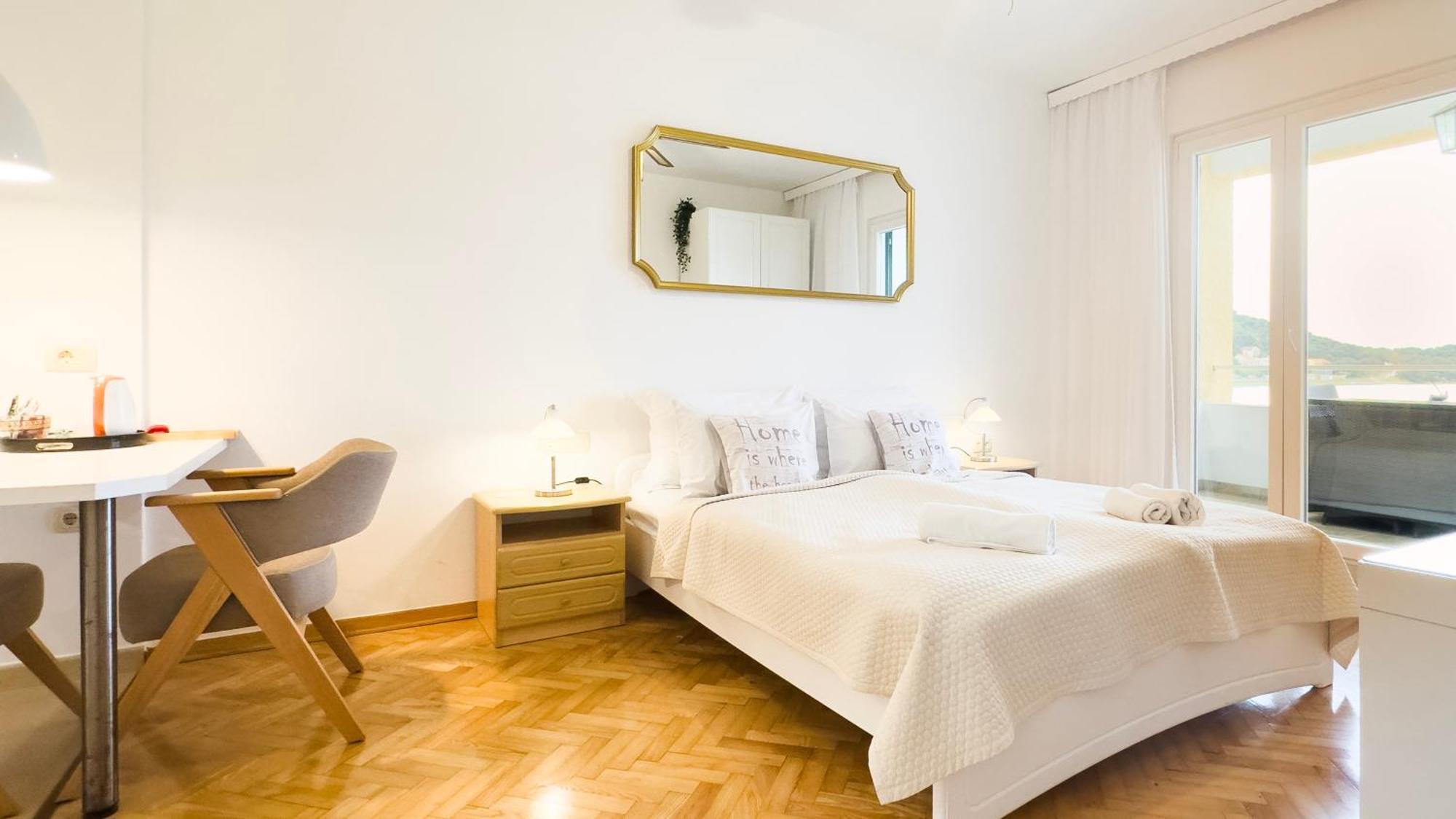 Antonio Appartement Tisno